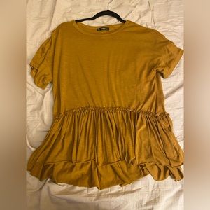 PLEATED BUSINESS CASUAL SHIRT